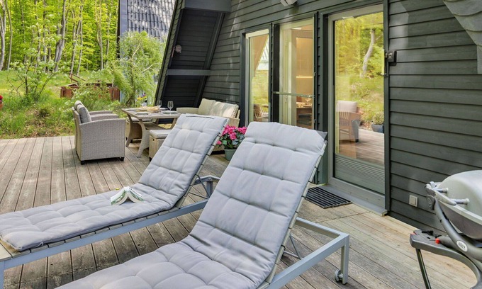 Bad Arolsen House | Wonderful private villa for 6 people with WIFI, TV and terrace