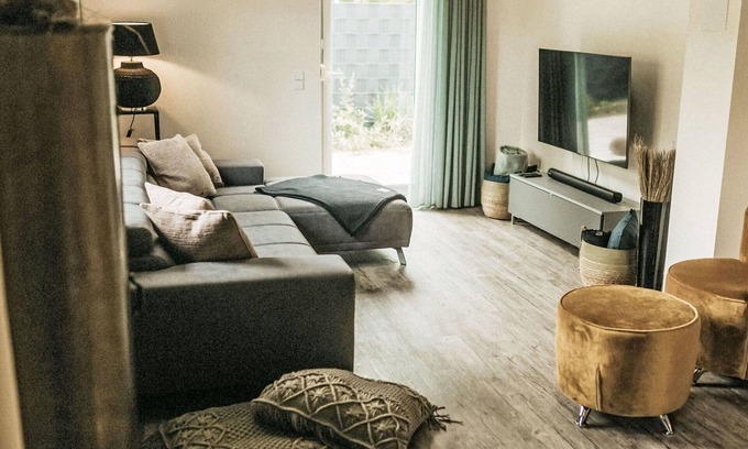 Hoyerswerda House | Wonderful private villa for 4 guests with WIFI, TV, terrace, pets allowed and parking