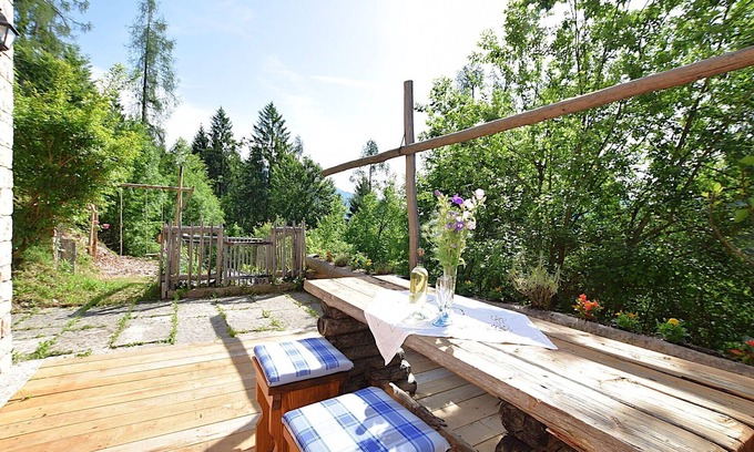 Lamon House | Wonderful private villa for 5 people with WIFI, patio, pets allowed and panoramic view