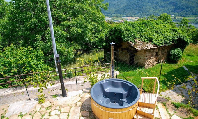 Piasco House | Wonderful private villa for 5 people with WIFI, hot tub, TV, patio, pets allowed and panoramic v.
