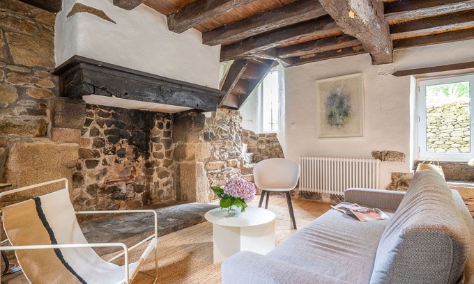 Plouguiel House | Wonderful villa for 4 guests with WIFI and TV