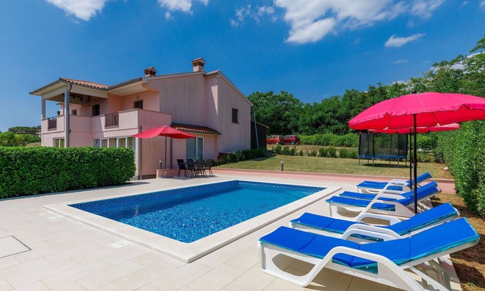 Martinski House | Wonderful villa for 8 people with A/C, WIFI, private pool, TV, terrace and parking