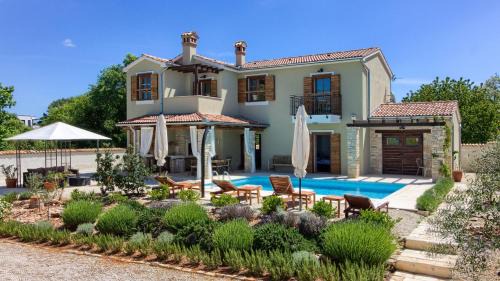 Jursici Villa | Wonderful villa Gracia Patricia with private pool by WiiBuk