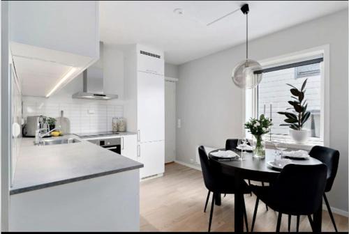 Alesund Apartment | Wonderfully located, 2BR, Balcony