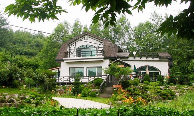 Wonju House | Wonju Chiaksan Juryeongol Pension