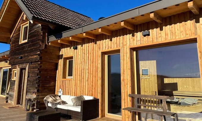 Huettenberg House | Wooden house in Obersemlach / Carinthia with sauna