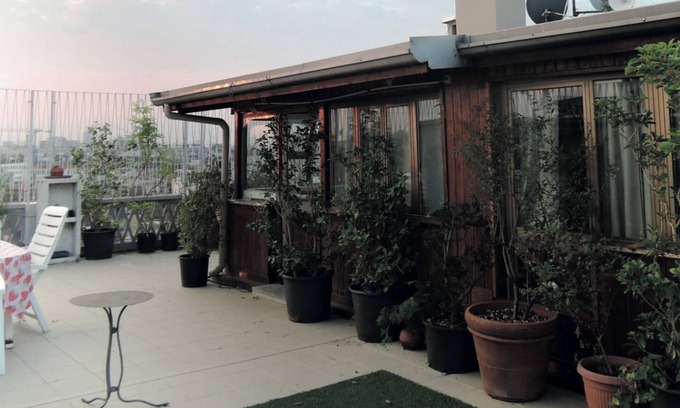 Magenta Apartment | Woodhouse/iconic city center rooftop apartment