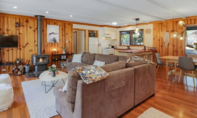Sawmill Settlement House | Woodland Rise - A perfect base for your skiing and mountain biking adventures