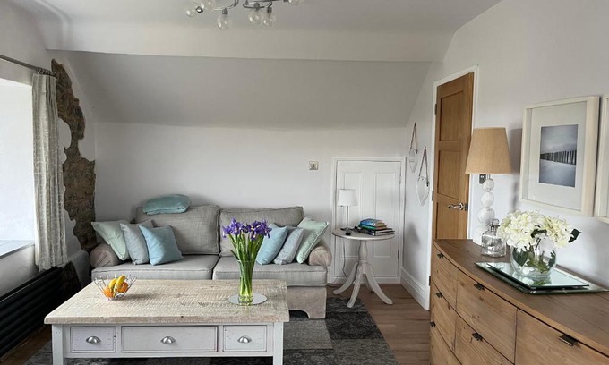 Southerndown House | Woodlands Coastal Apartment