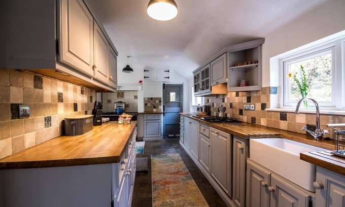 Amroth House | Woodpecker Cottage - Sheepswalk Farm - 2 Bedroom Cottage - Stepaside