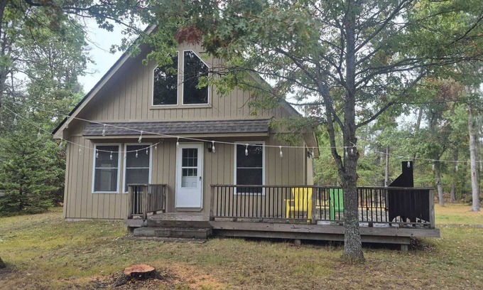 Grayling Cabin | Woodrow's Woods Grayling Trails & Nature Escape