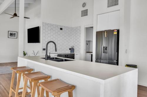 Merimbula House | Woolpack Inn - Merimbula