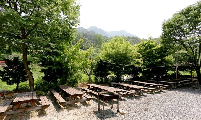 Jecheon House | Worak Pensionville Gogh's House