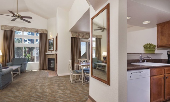 Round Hill Village House | WorldMark South Shore Five Star ll Rating / Three Bedroom Deluxe