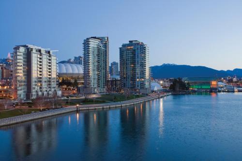Downtown Vancouver Resort | WorldMark Vancouver The Canadian