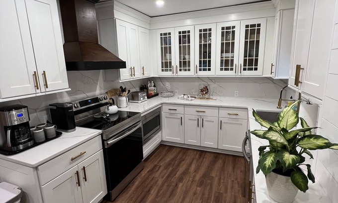North Creek House | Wow! Only 3 min to Gore Mtn! King bed too