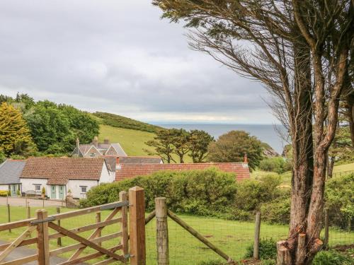 Watermouth House | Wren Cottage