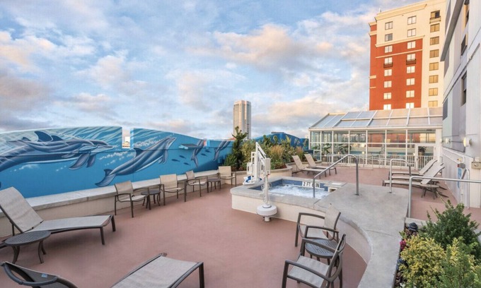 Atlantic City Resort | Wyndham Skyline Tower 2 BR /Walk to the Boardwalk, Restaurants, and Casinos!