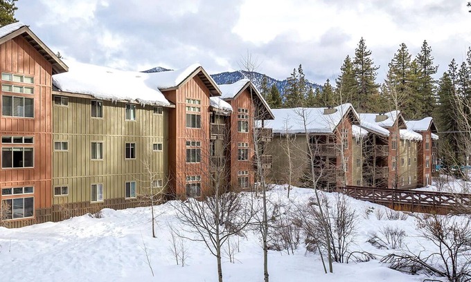 Round Hill Village Resort | Wyndham South Shore, Zephyr Cove Lake Tahoe 2 Bedroom Suite