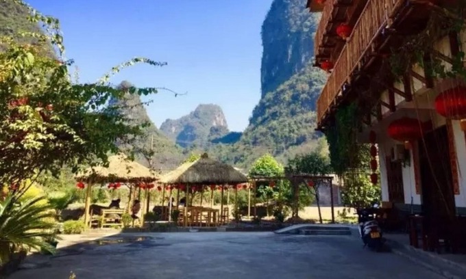 Guilin City Centre House | Yangshuo Pure Joy Resort
