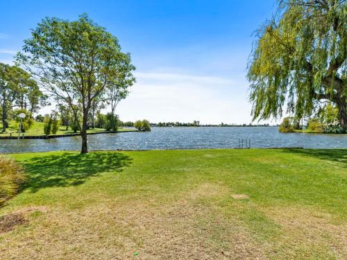 Mulwala Apartment | Yarrawonga Lakeside Apartment 23