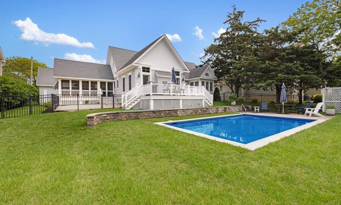 West Cape May House | Year-Round Retreat in West Cape May with Pool – Pet Friendly! Biriding Retreat