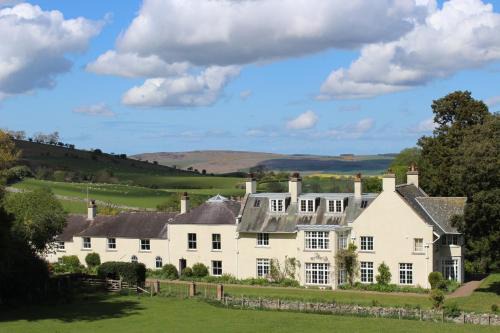 Earle House | Yearle House