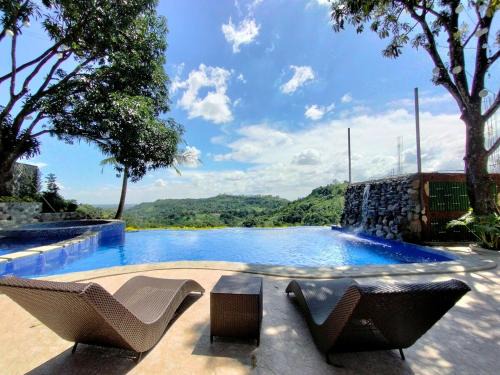 Bamban House | Yellow Hill Leisure Resort, Bamban, Tarlac