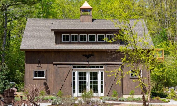 Kennebunkport House | Yellowstone Vibe Rustic Retreat at Deer Cove Barn