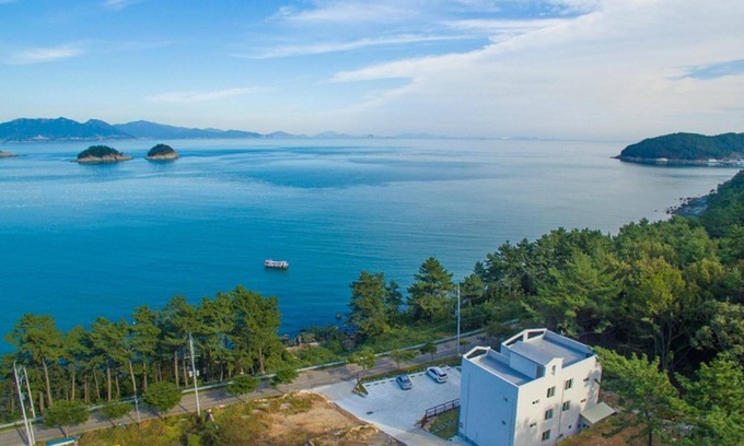 Musilmok House | Yeosu Stay Pension