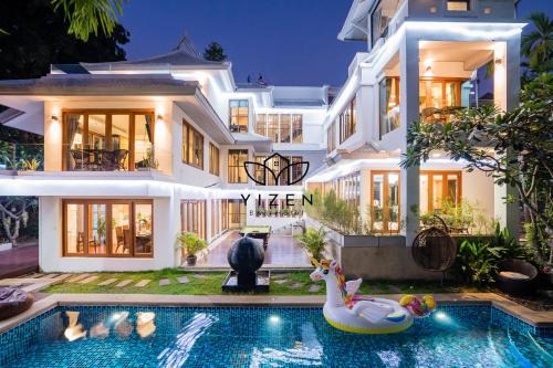 North Pattaya Villa | Yizen Beachfront Seaview Villa