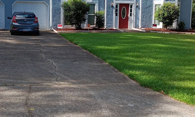 Irondale House | Your Home away from Home. Luxurious 4 bedroom 2.5 bathroom.