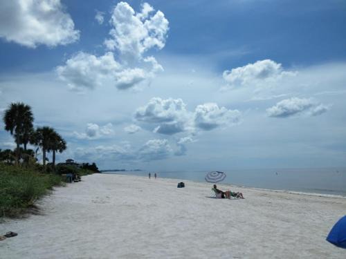 Bonita Shores Apartment | Your Oasis next to North Naples