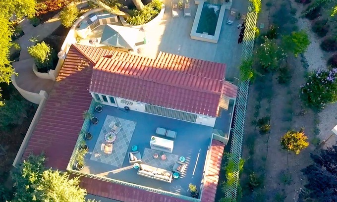 Atascadero House | Your Own Private Retreat in the Paso Robles Wine Country