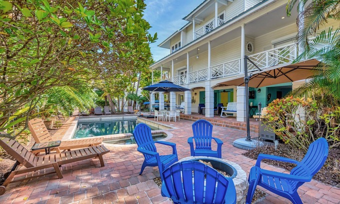 Bay Isle House | Your Personal Resort-7BR, Pool, Bocce Ball, Boating & so much more!
