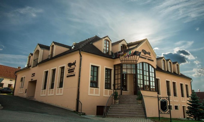Rajec-Jestrebi House | Zámecký penzion Kopeček