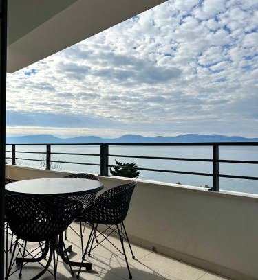 Brist Apartment | Zen Residence 2