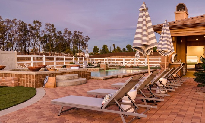 Temecula House | Zinfandel by Avantstay Wine Country Estate w/Pool & Mini-golf