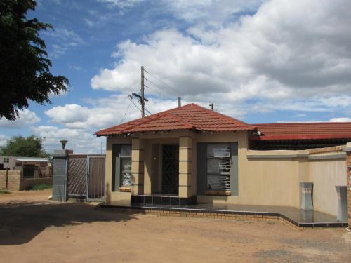 Pienaarsrivier Apartment | Zodiac Guest House in Hammanskraal