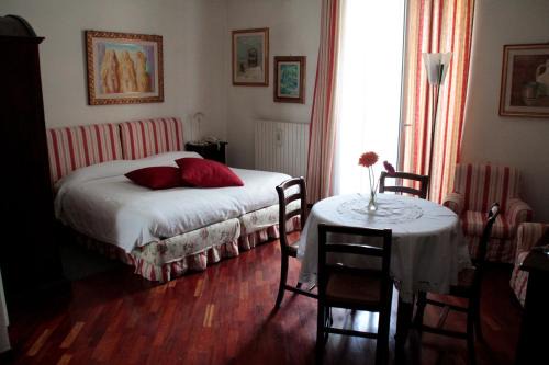 Bari City Centre Apartment | Zodiacus Residence