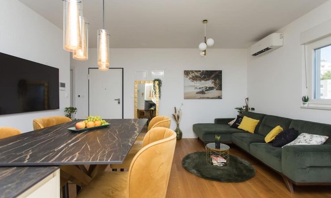 Podstrana Apartment | Zoeland