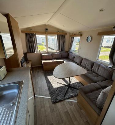 Ingoldmells House | ZORAs Caravan