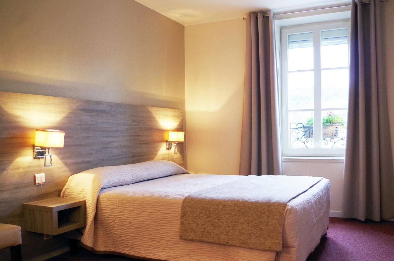 Photo of Bedroom in Givet