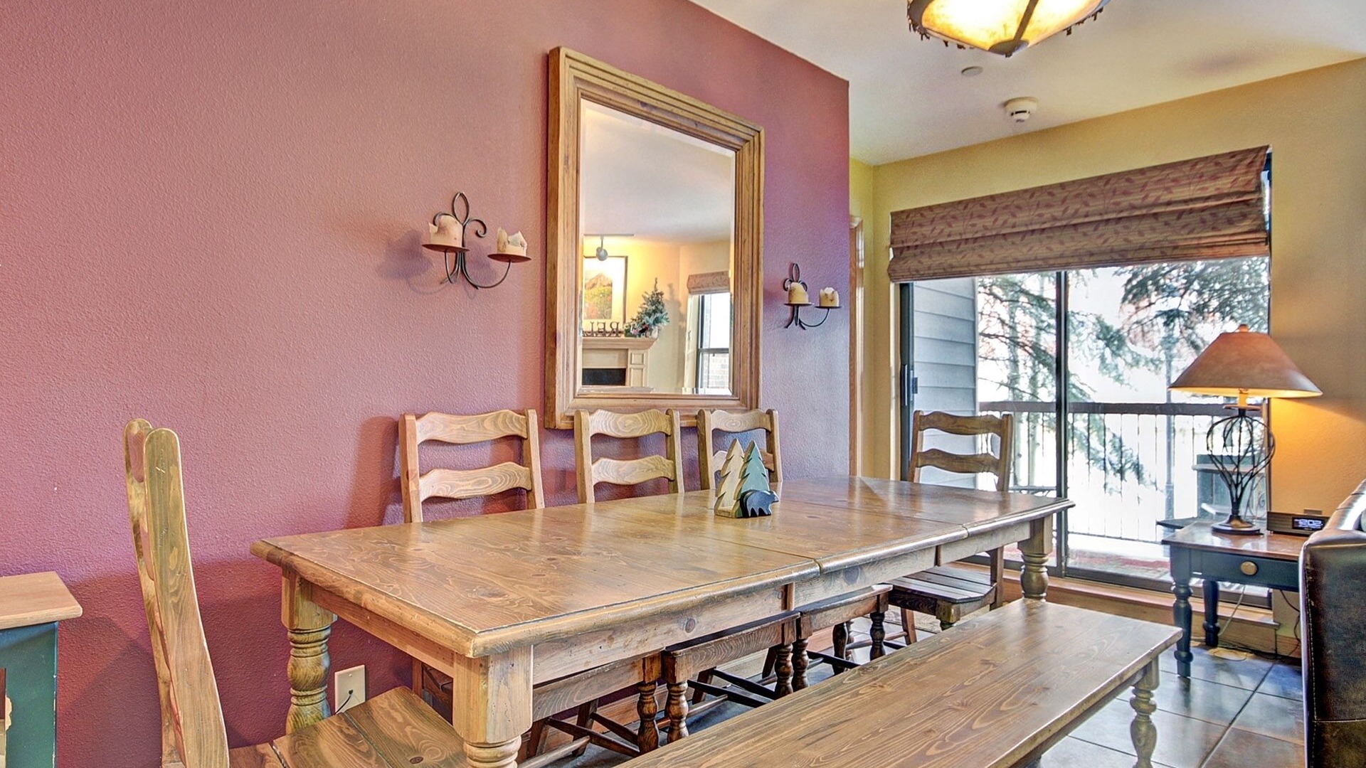 Photo of Livingroom in Historic District