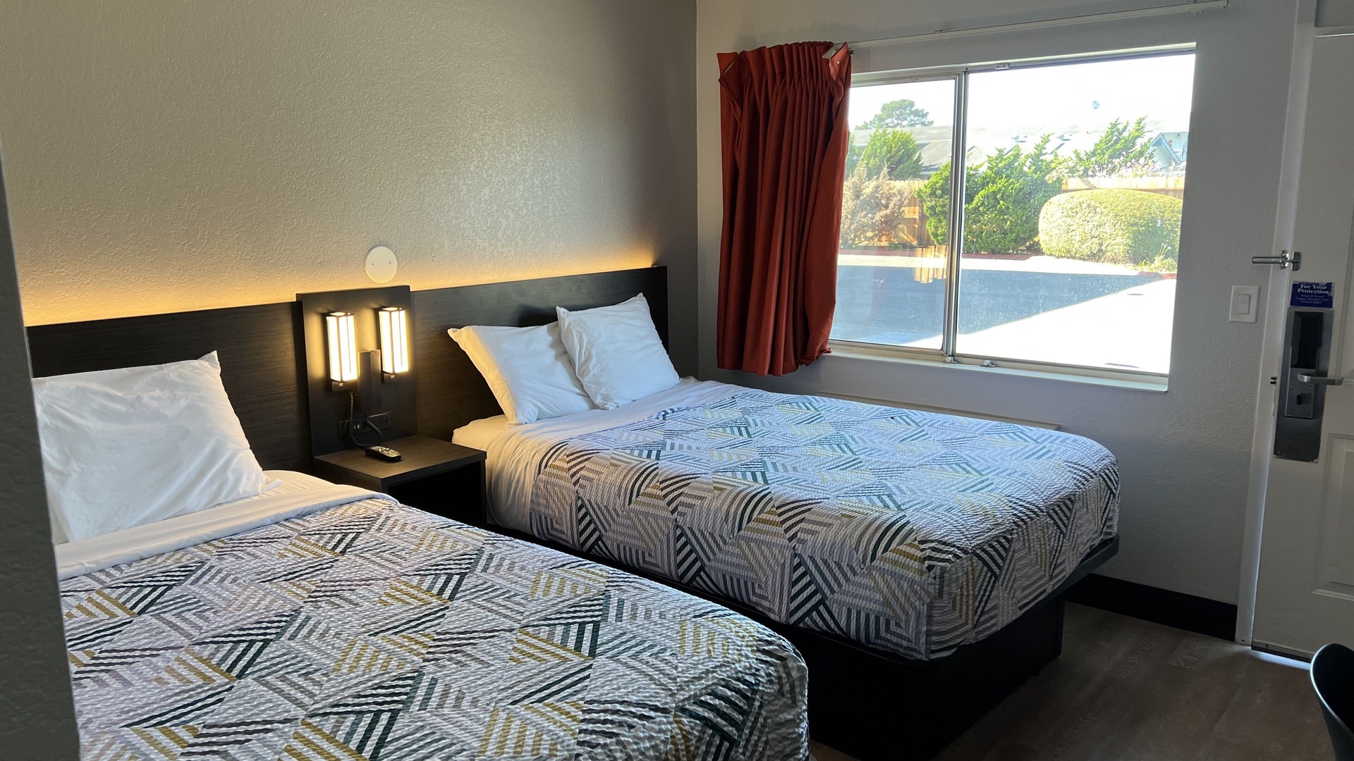 Photo of Bedroom in Pacific