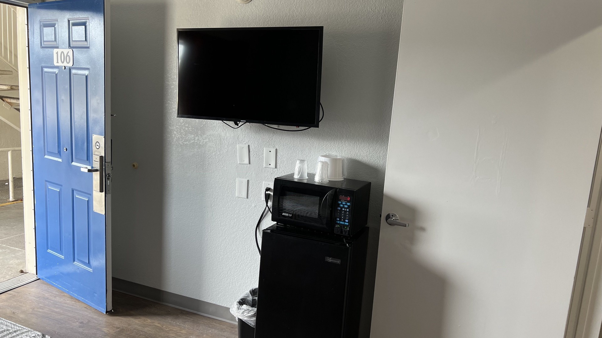 Photo of Bedroom in Pacific