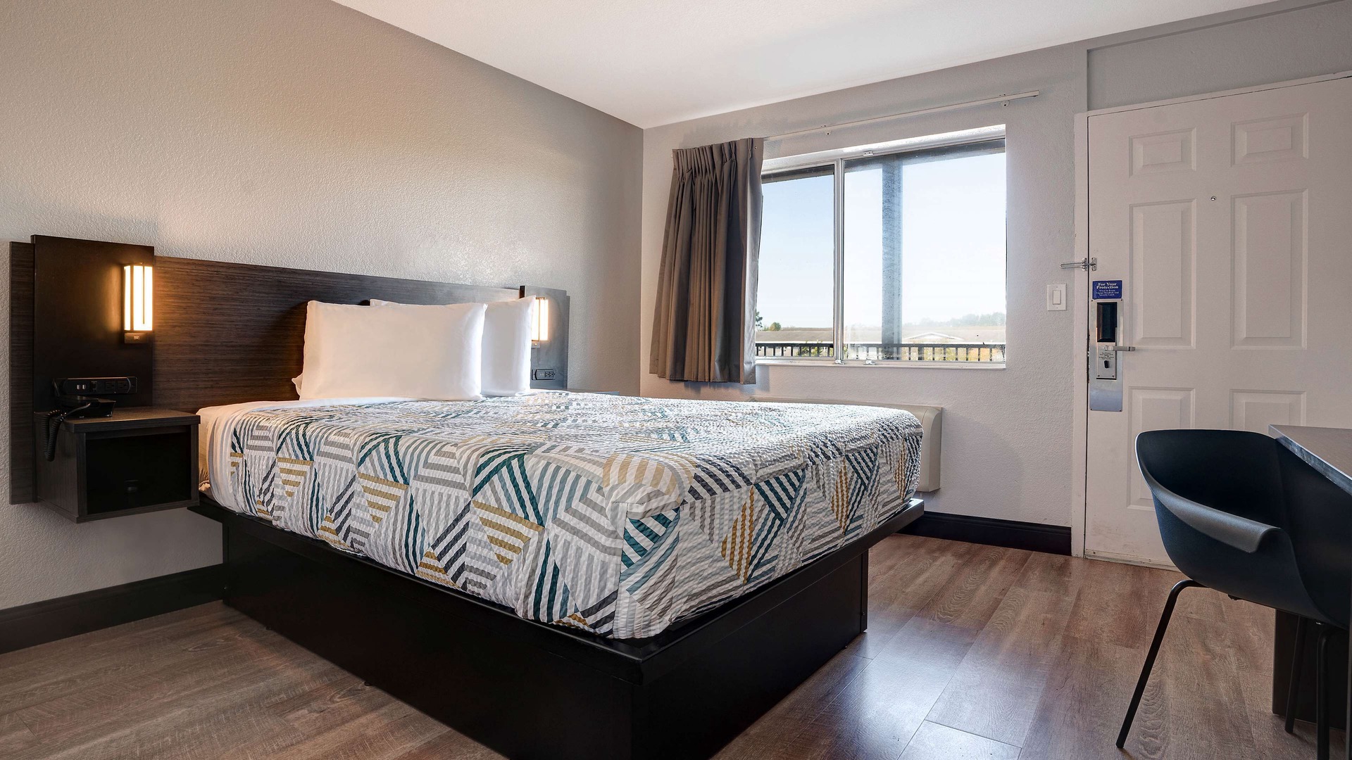 Photo of Bedroom in Pacific