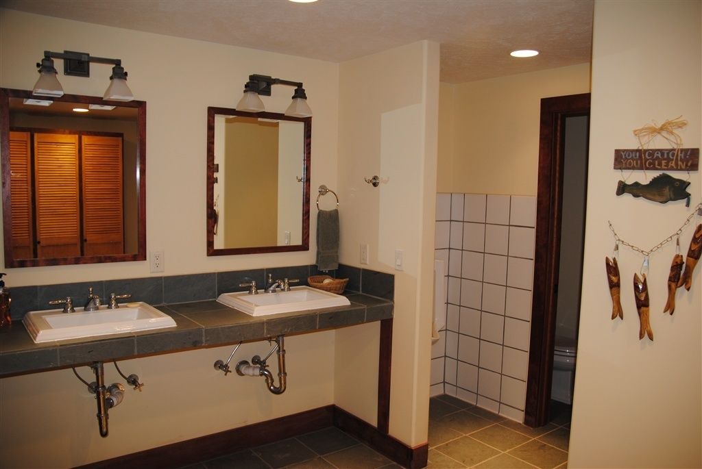 Photo of Bathroom in Corner