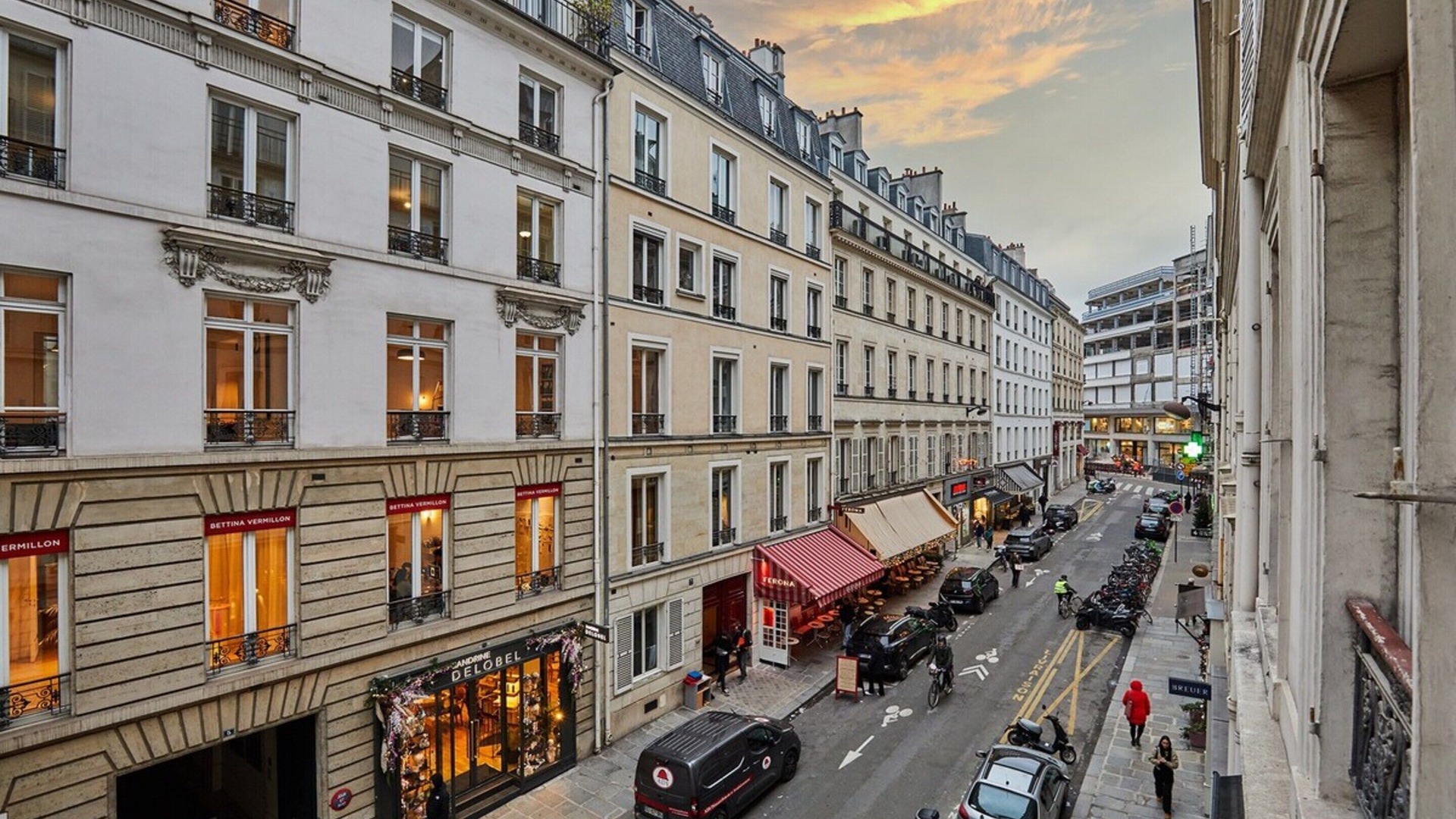 Photo of Others in 8th Arrondissement