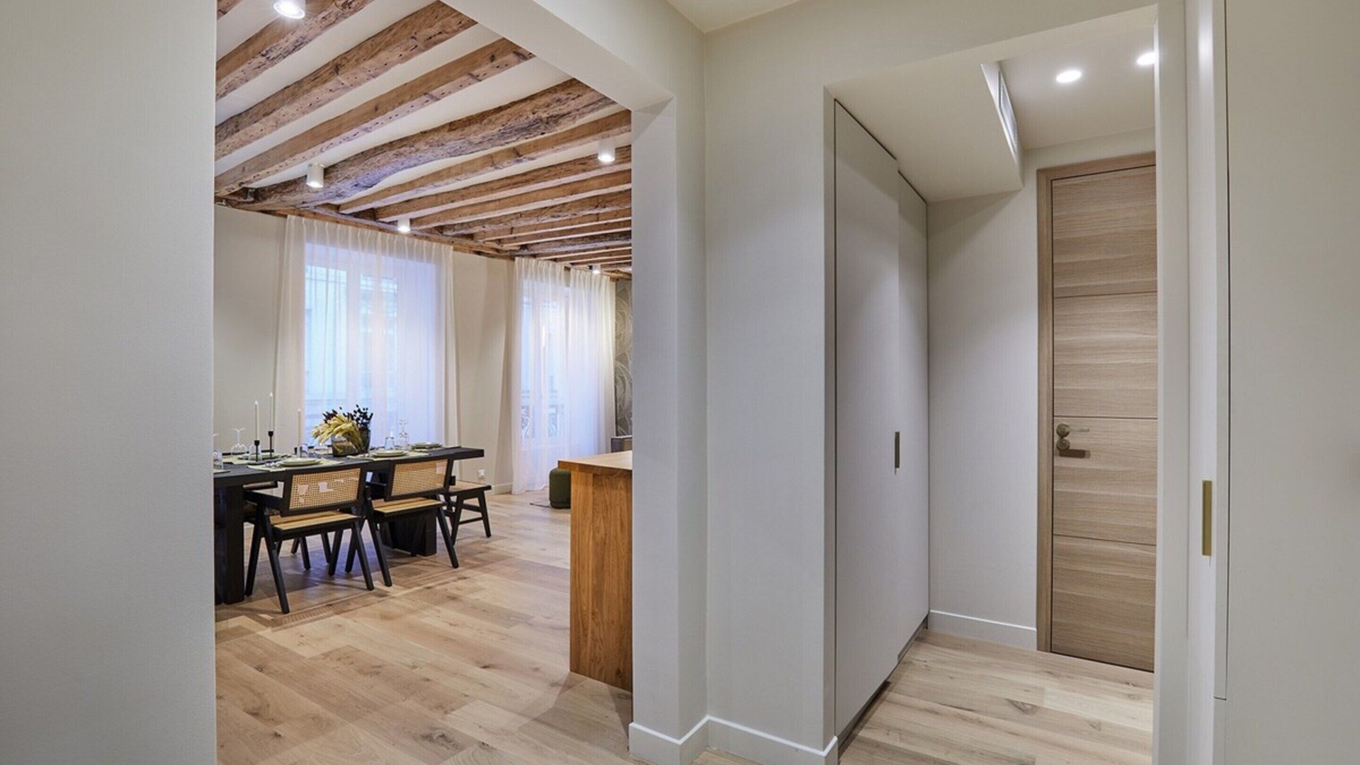 Photo of Others in 8th Arrondissement